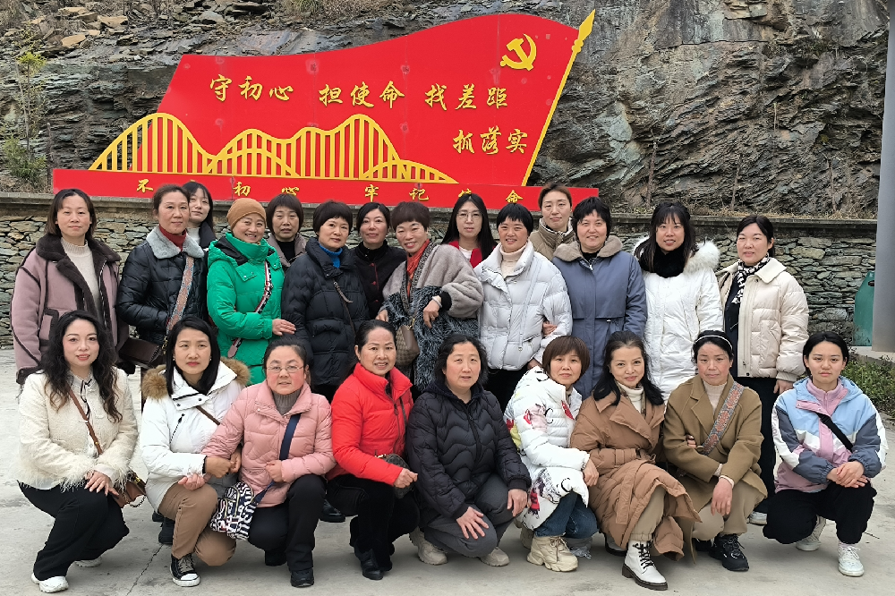 水利红色基地宣讲1_副本.png