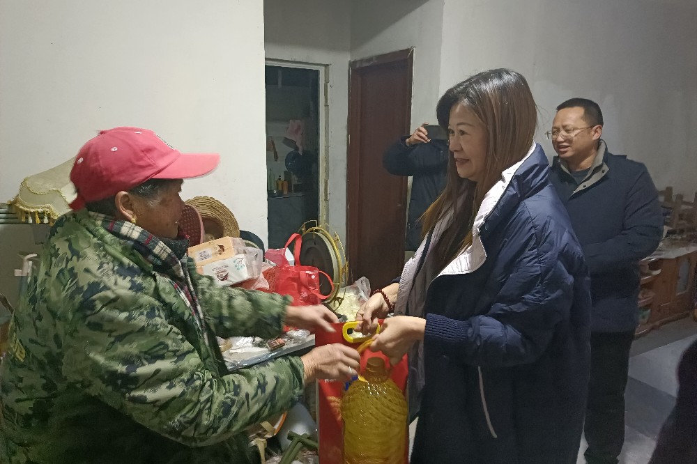 f4c51773cb920dea0b792b3efe7186a_副本.jpg