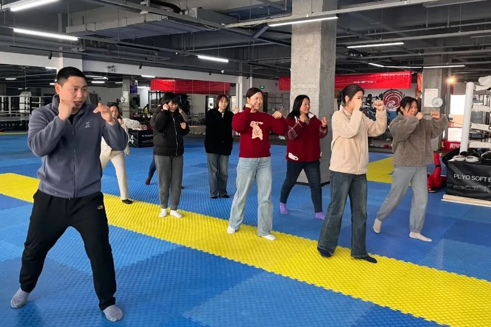 桐树健身_副本.png